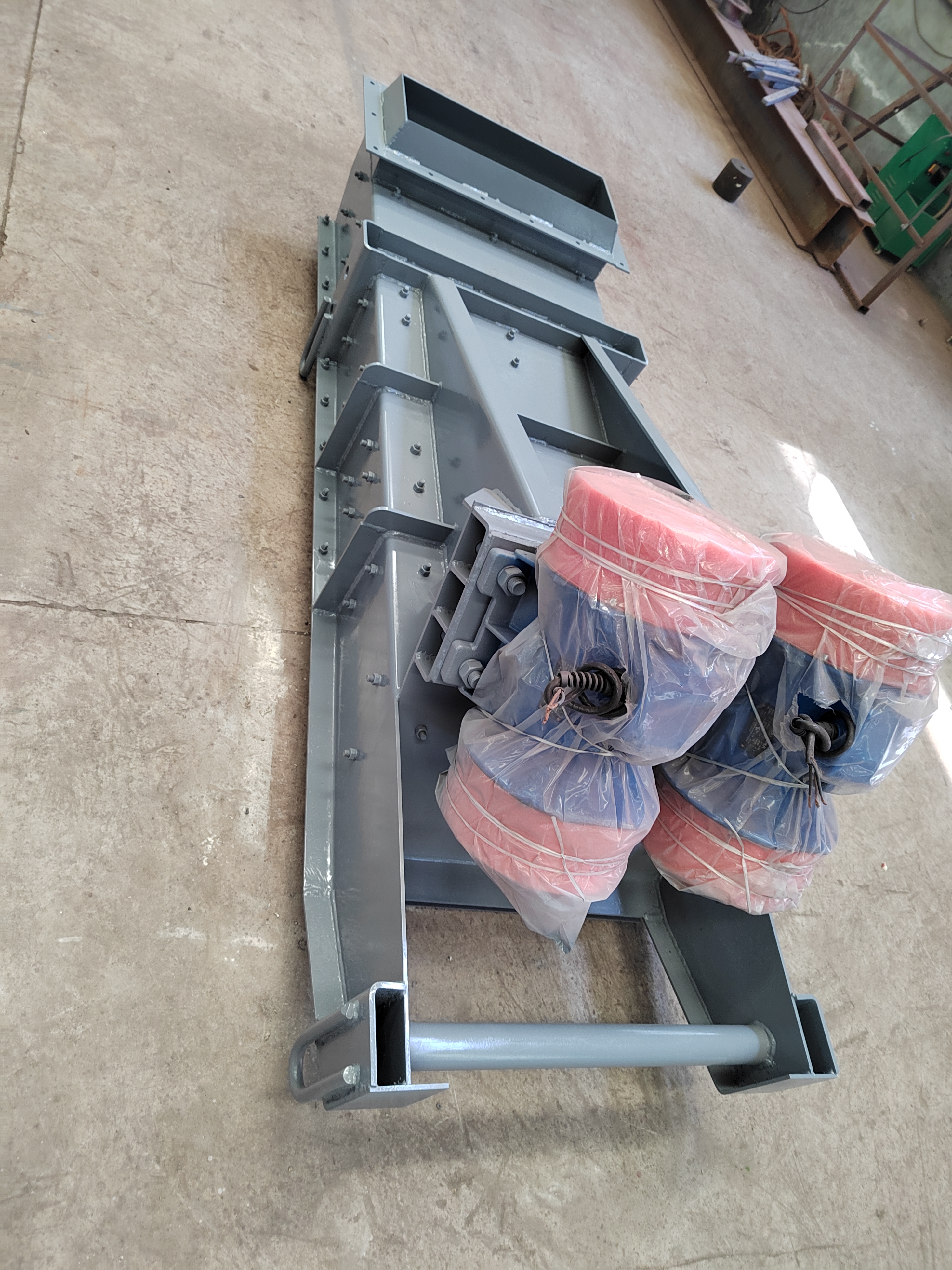 輸送帶磨損的形式、危害、原因及預(yù)防措施介紹